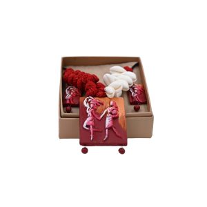 2 Friends Cowrie Set (Maroon)